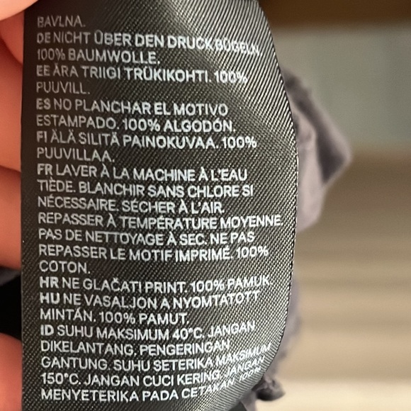 H&M Paris poésie club - Picture 4 of 5